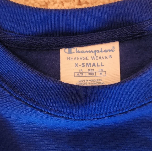 Champion Women's Sweat Shirt Size XSmall - Picture 2 of 6
